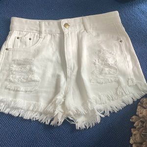 White denim shorts size 4-6